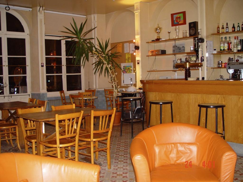 艾匹斯多尔住宿加早餐旅馆 L'Isle-sur-Serein 外观 照片